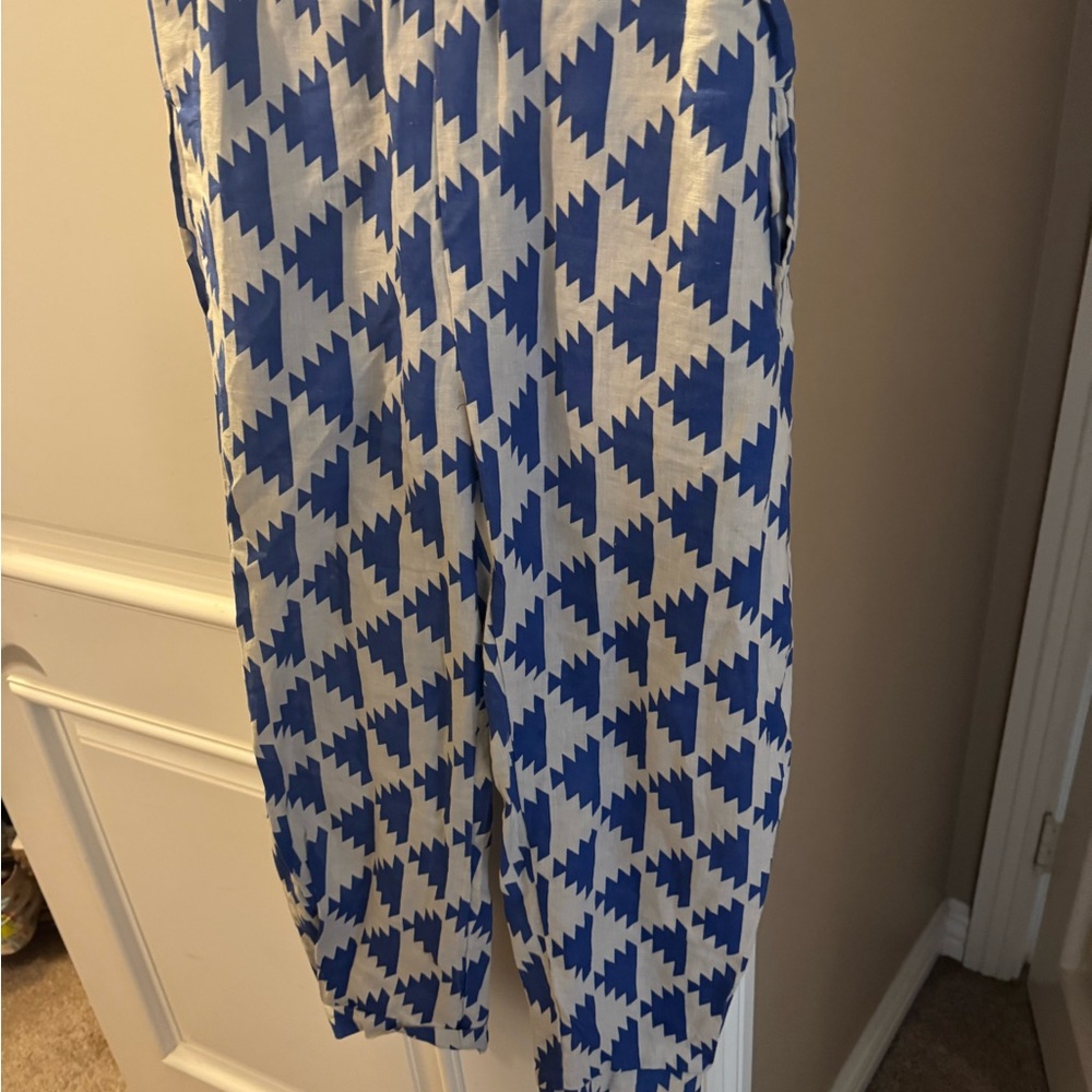 Blue and White Midi Pencil Pants for Casual Resort Wear